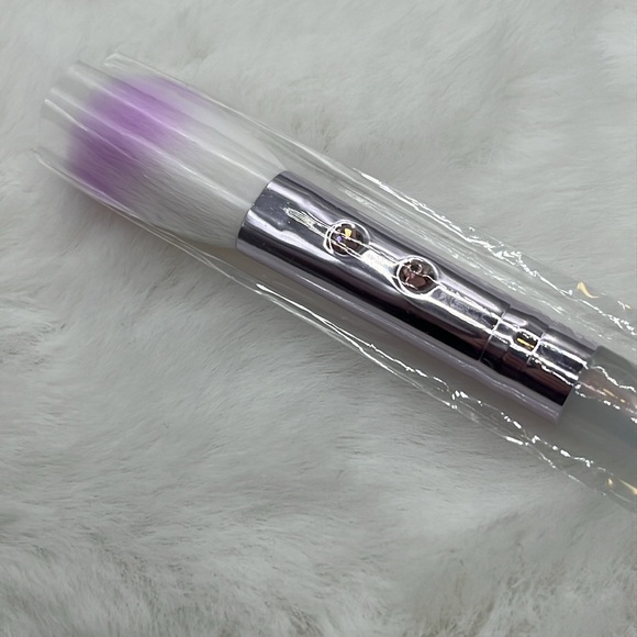 SLMissGlam Flat Brush TT04 Iridescent Unicorn Blush/Bronzer/Highlighter Brush - Picture 2 of 4